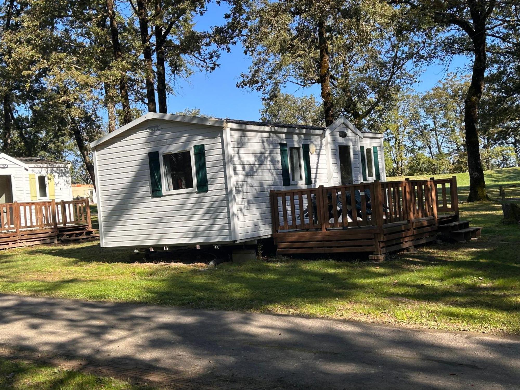 Camping Les Petites Minaudieres Coussay-les-Bois Zimmer foto