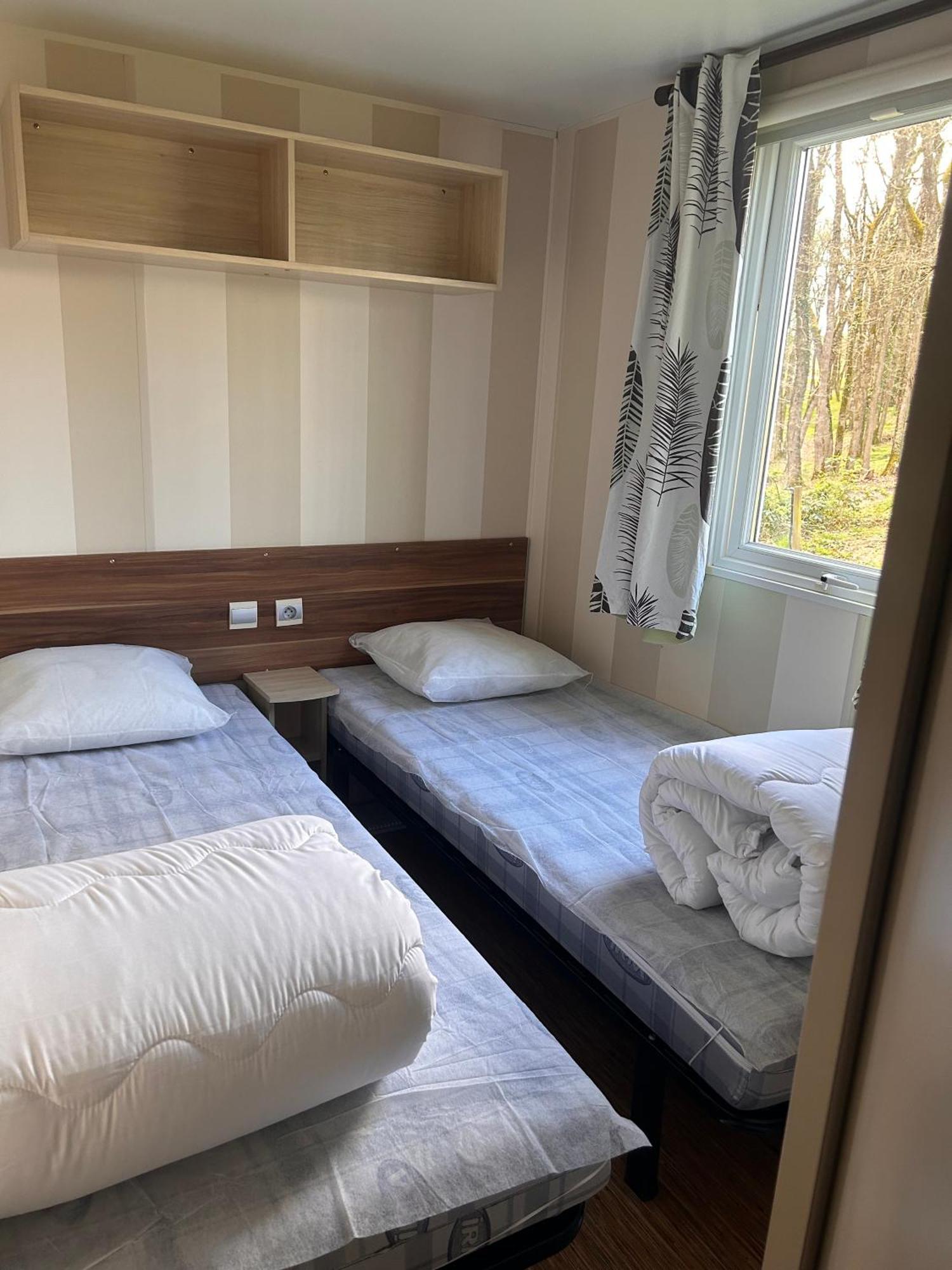 Camping Les Petites Minaudieres Coussay-les-Bois Zimmer foto